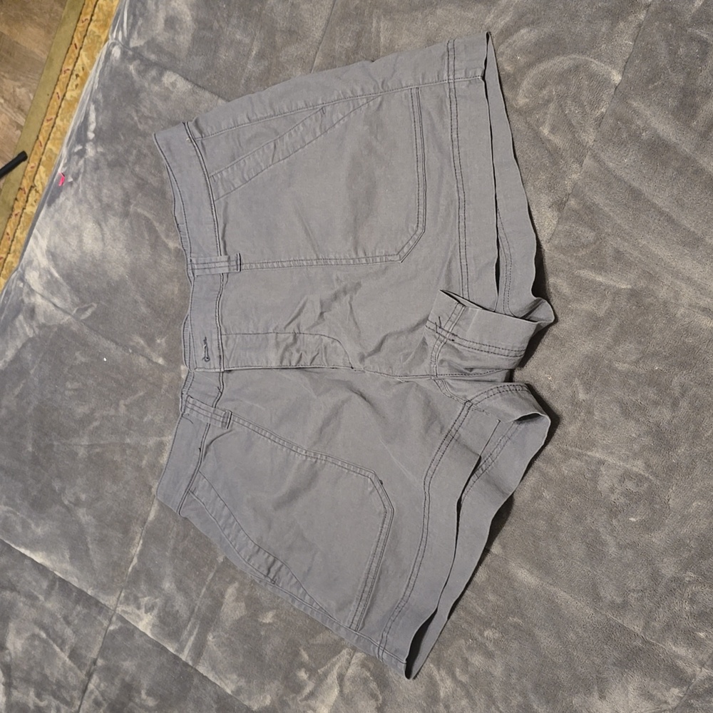 Old Navy Gray Cargo Shorts sz XL